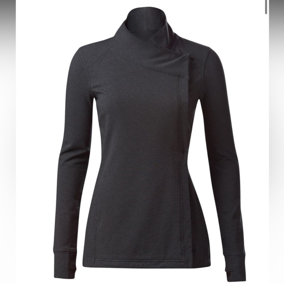 lululemon athletica Jackets & Blazers - Lululemon Coast Wrap II in heathered black size 4